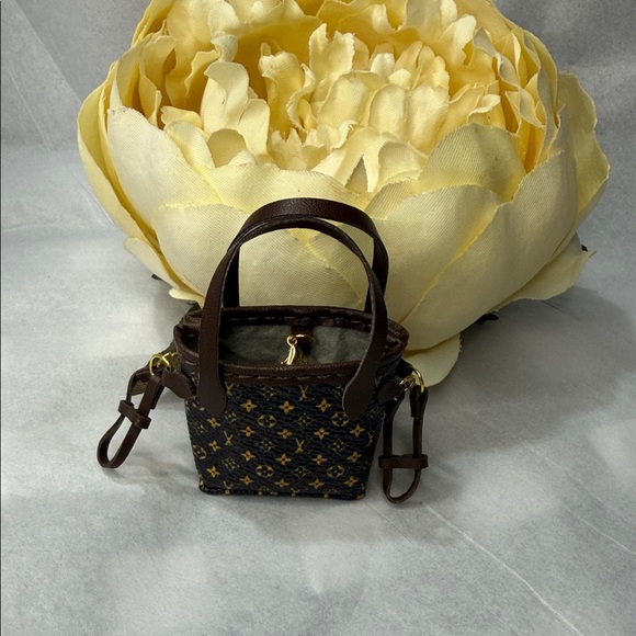 Luxury Monogram Mini Micro Tote Bag & Box - Picture 2 of 4